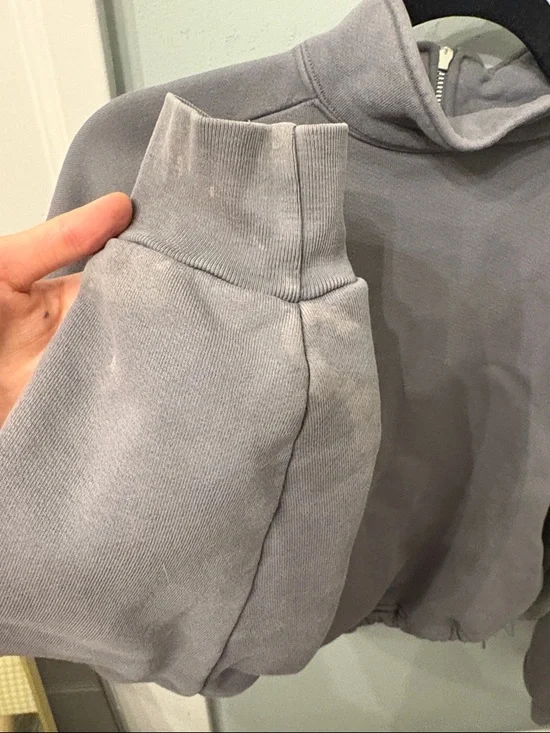 Set active Cropped Quarter-Zip Pullover in Dusty Gray original heavey sweats - Picture 5 of 12